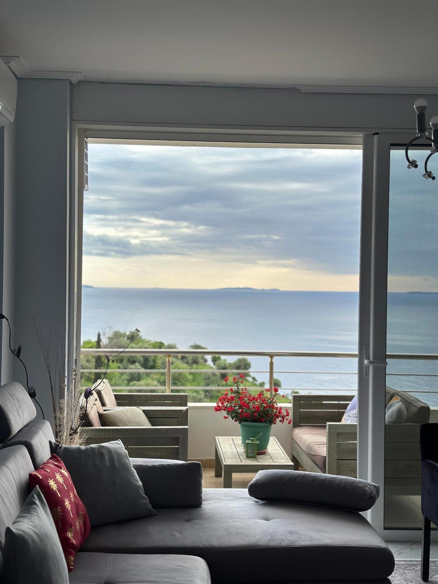Selami Sea View Apartments Лукове Экстерьер фото