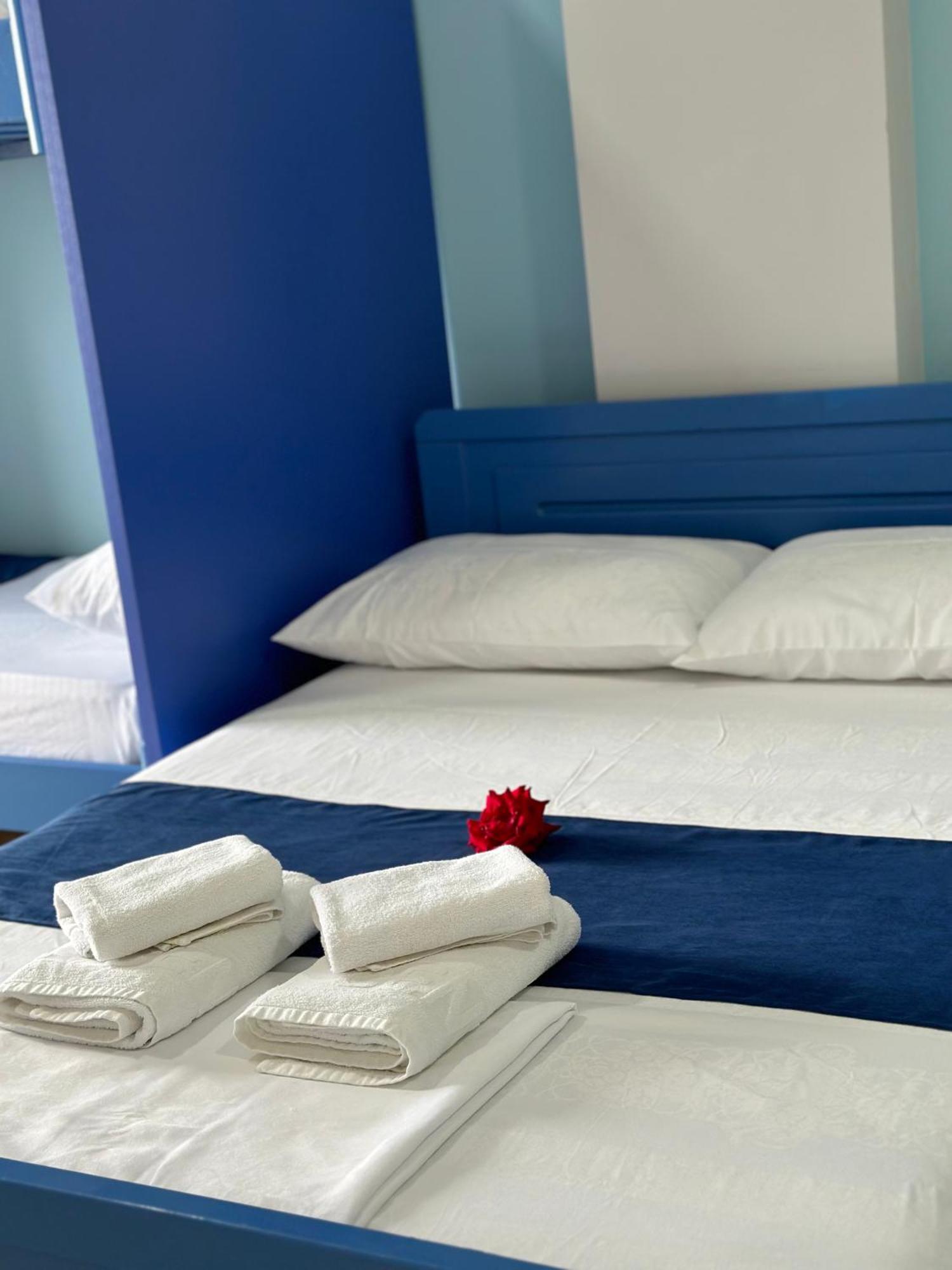 Selami Sea View Apartments Лукове Экстерьер фото