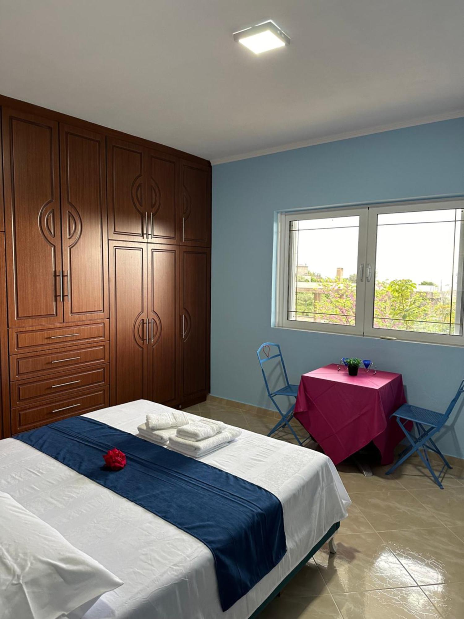 Selami Sea View Apartments Лукове Экстерьер фото